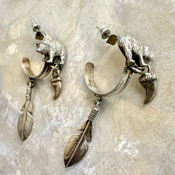 Sterling silver bear feather post earrings hoop tooth Native American artist - Picture 8 of 9